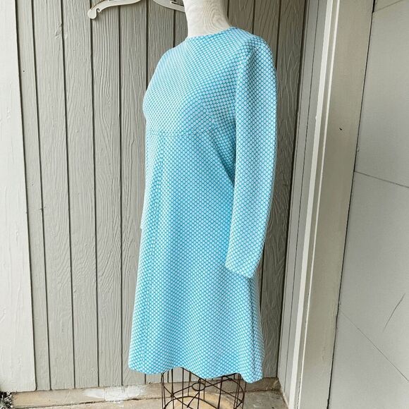 Vintage 60s Blue Textured Mod Mini Dress with Belted Back Detail - Picture 5 of 14